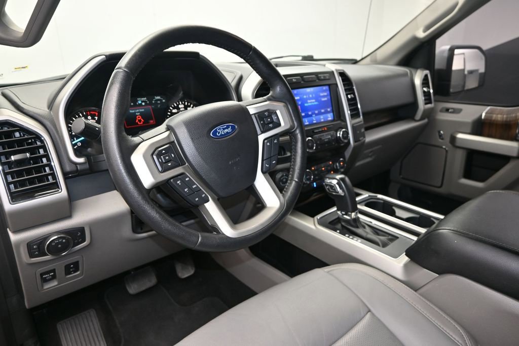 Used 2020 Ford F150 Lariat w/ Trailer Tow Package RWD image 20