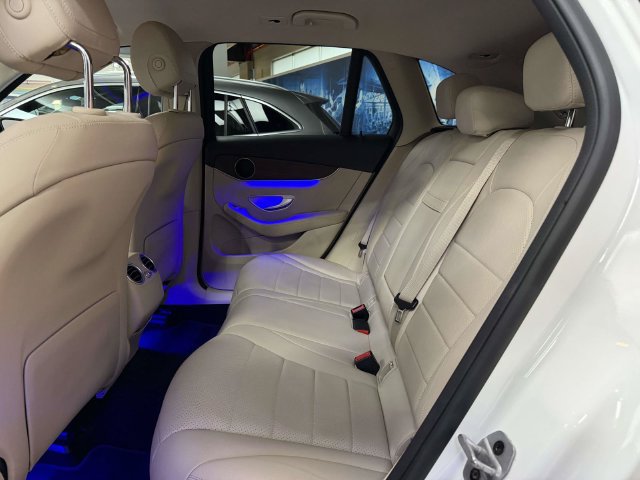 Certified 2022 Mercedes-Benz GLC 300 4MATIC image 12