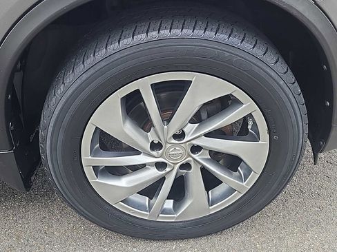 Used 2014 Nissan Rogue SL w/ SL Premium Package image 9