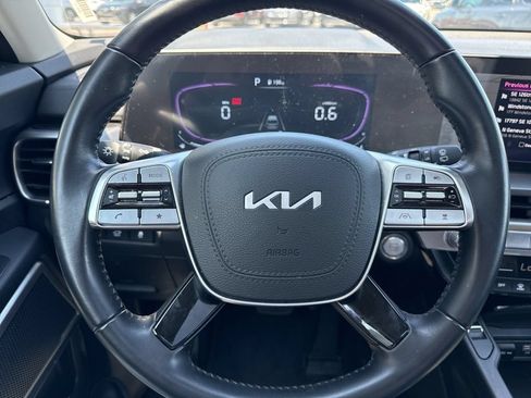 Used 2025 Kia Telluride S AWD/4WD image 9
