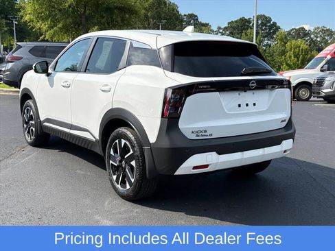 Certified 2025 Nissan Kicks SV AWD/4WD image 6