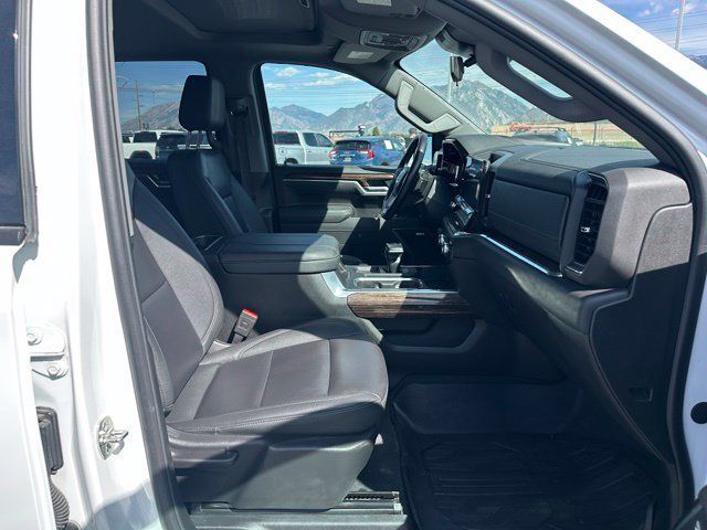 Certified 2025 GMC Sierra 1500 Elevation w/ Elevation Premium Package AWD/4WD image 32