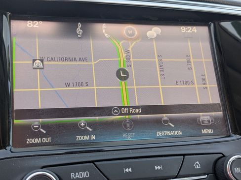 Certified 2020 Buick Envision Essence w/ LPO, Cargo Package AWD/4WD image 24