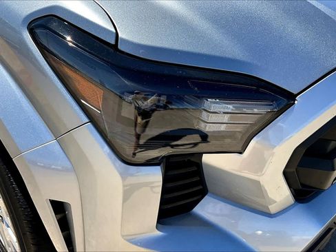 Certified 2026 Toyota Tacoma SR5 image 28