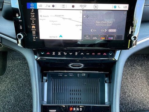 New 2026 Jeep Grand Cherokee L Limited AWD/4WD image 17