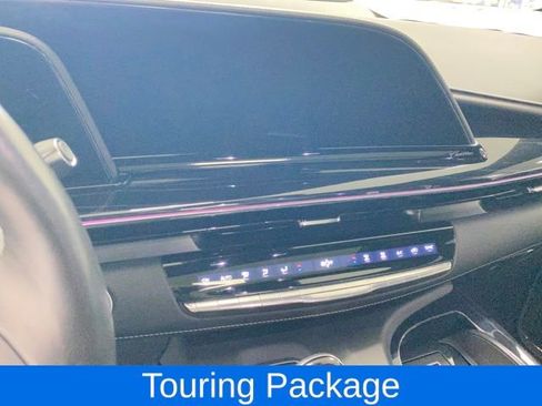 Certified 2024 Cadillac Escalade ESV V w/ LPO, Floor Liner Package AWD/4WD image 9