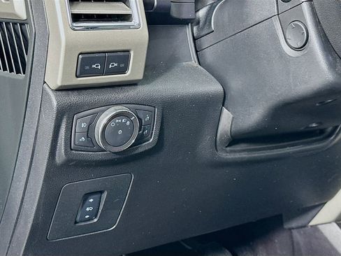 Used 2016 Ford F150 Lariat w/ Equipment Group 502A Luxury image 10