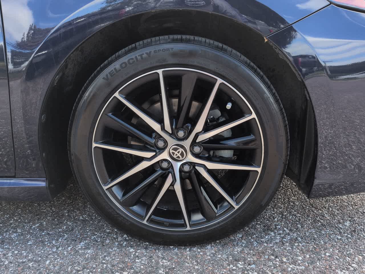 Certified 2021 Toyota Camry SE FWD image 11