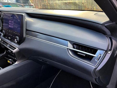 Used 2023 Lexus RX 500h F Sport image 17