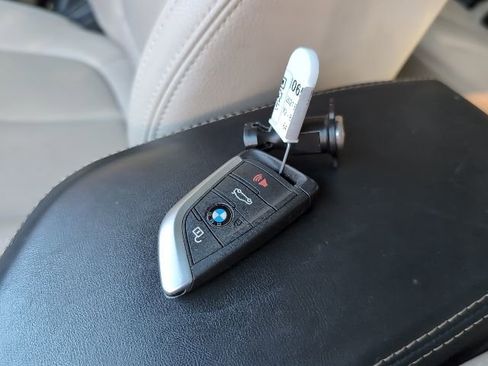 Used 2021 BMW X2 sDrive28i w/ M Sport X Package image 25