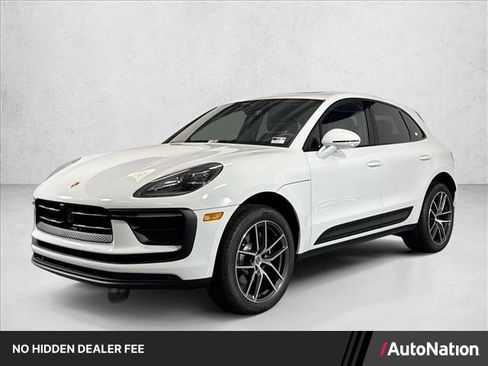Used 2026 Porsche Macan AWD/4WD image 1