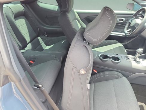 Used 2025 Ford Mustang Coupe RWD image 12