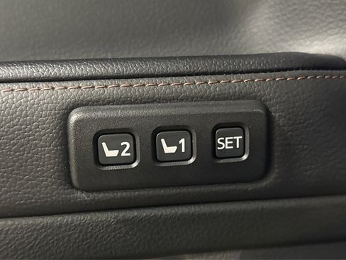 Used 2023 Toyota 4Runner Limited image 17