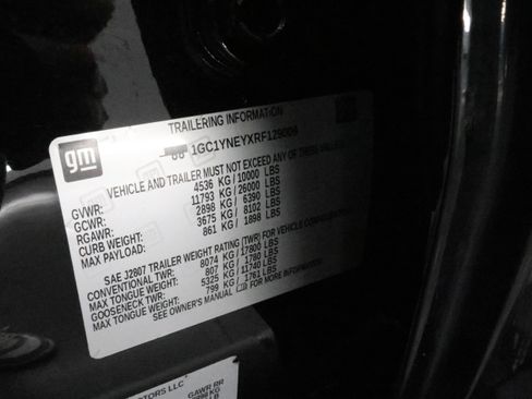 Used 2024 Chevrolet Silverado 2500 LT w/ Midnight Edition image 62