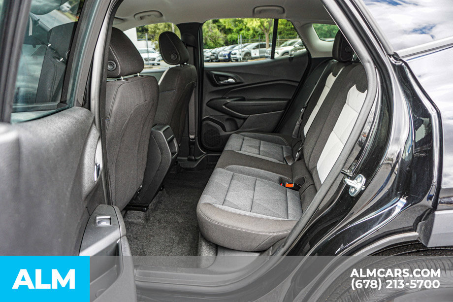 Used 2025 Chevrolet Trax LS FWD image 20