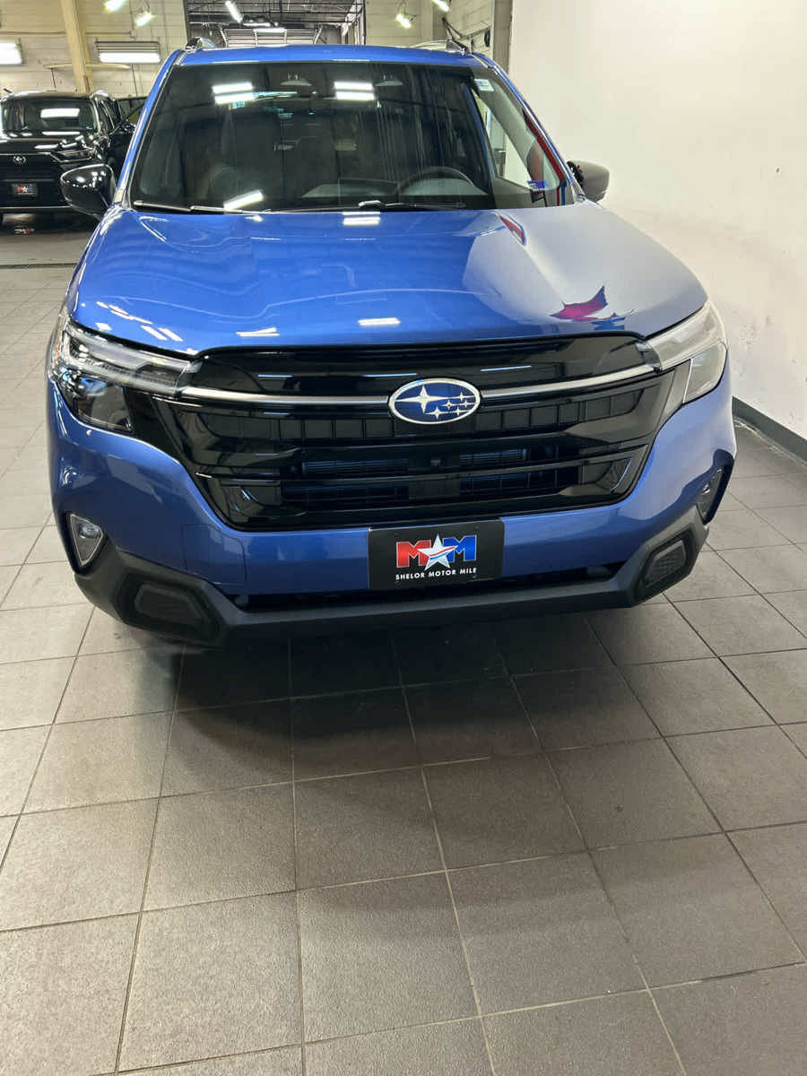 New 2026 Subaru Forester Touring AWD/4WD image 3