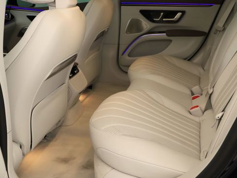 Used 2025 Mercedes-Benz EQS 450+ Sedan image 27