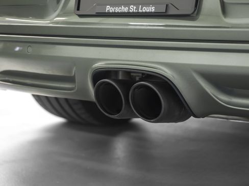 Certified 2025 Porsche 718 Cayman RWD image 19