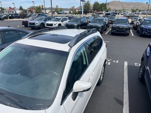 Used 2019 Subaru Outback 2.5i Premium w/ Popular Package #2 AWD/4WD image 3