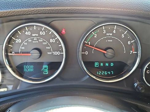 Used 2014 Jeep Wrangler Unlimited Sport w/ Quick Order Package 24S AWD/4WD image 11