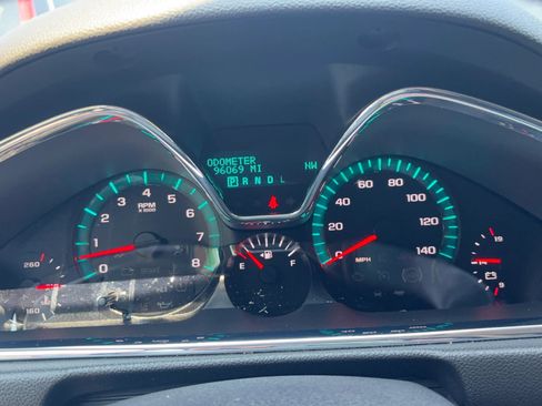 Used 2017 Chevrolet Traverse LT w/ Style and Technology Package image 11