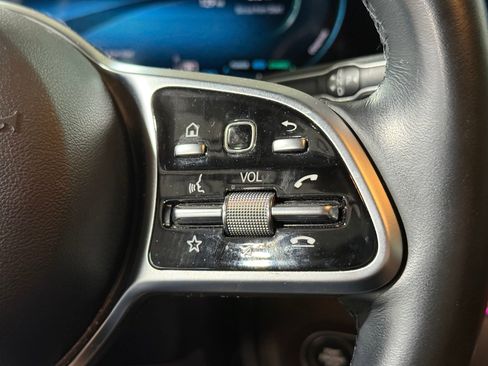 Used 2023 Mercedes-Benz GLE 450 4MATIC image 25