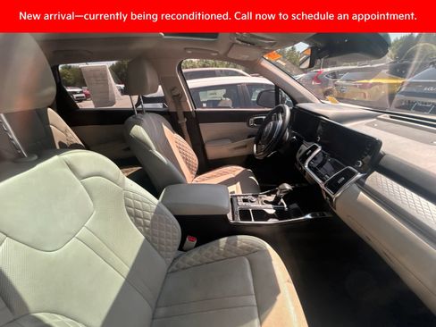 Certified 2022 Kia Sorento SX FWD image 5