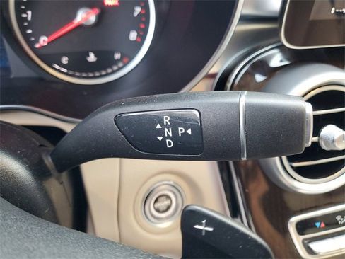 Used 2022 Mercedes-Benz GLC 300 image 25