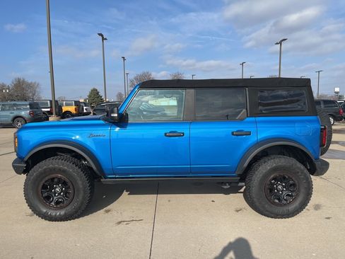 Used 2021 Ford Bronco Badlands image 3