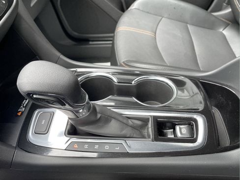 Used 2024 Chevrolet Equinox Premier w/ LPO, Floor Liner Package AWD/4WD image 31