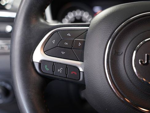 Used 2018 Jeep Compass Limited w/ Navigation Group FWD image 13
