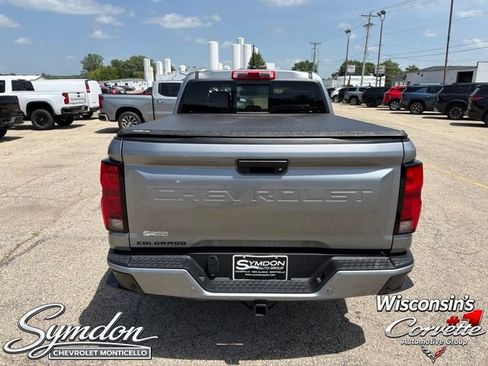 Used 2025 Chevrolet Colorado LT w/ LT Convenience Package AWD/4WD image 5