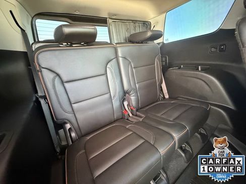 Used 2022 GMC Acadia AT4 w/ Technology Package AWD/4WD image 17