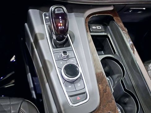 Used 2023 Cadillac Escalade Sport Platinum AWD/4WD image 30