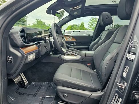Certified 2025 Mercedes-Benz GLS 450 4MATIC image 17