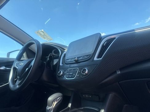 Used 2024 Chevrolet Malibu LT FWD image 25
