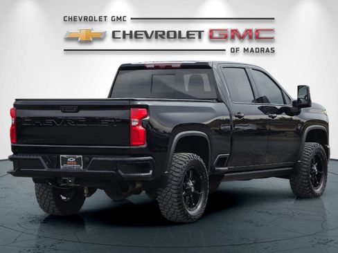 Used 2024 Chevrolet Silverado 2500 LTZ w/ LTZ Plus Package image 3