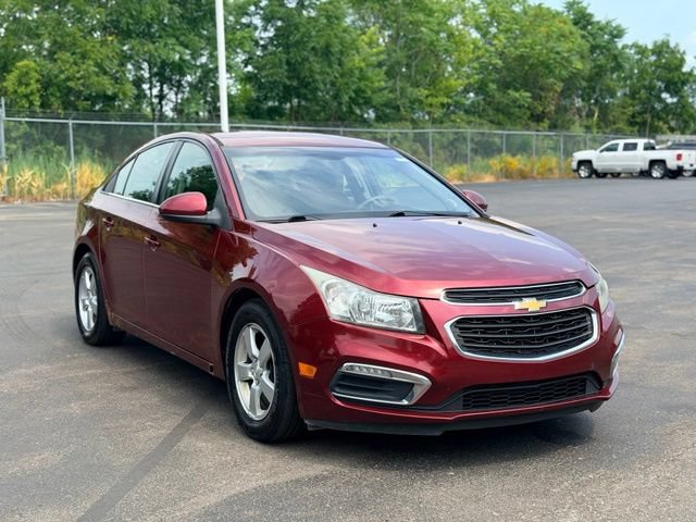 Used 2016 Chevrolet Cruze LT FWD image 3