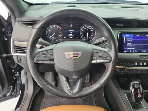 Used 2023 Cadillac XT4 Sport FWD image 23