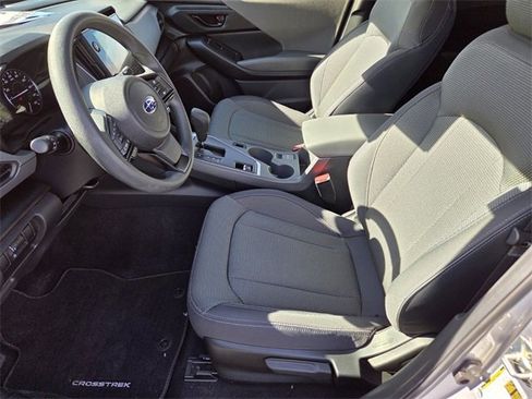 Used 2024 Subaru Crosstrek 2.0i Premium image 9