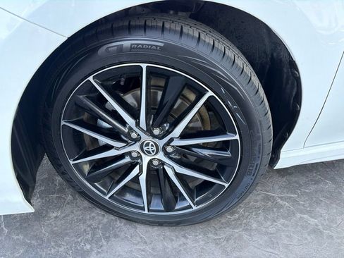 Used 2023 Toyota Camry SE FWD image 5