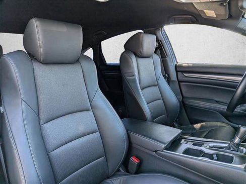 Used 2018 Honda Accord Sport image 18