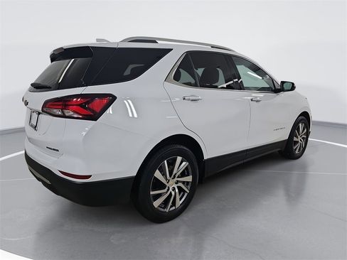 Certified 2022 Chevrolet Equinox Premier image 3