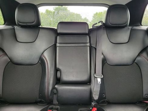 Used 2019 Jeep Cherokee Trailhawk w/ Comfort/Convenience Group AWD/4WD image 21