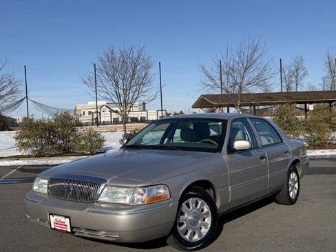 Used 2005 Mercury Grand Marquis LS image 1