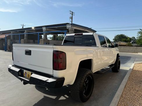Used 2015 GMC Sierra 1500 SLT w/ SLT Preferred Package AWD/4WD image 5