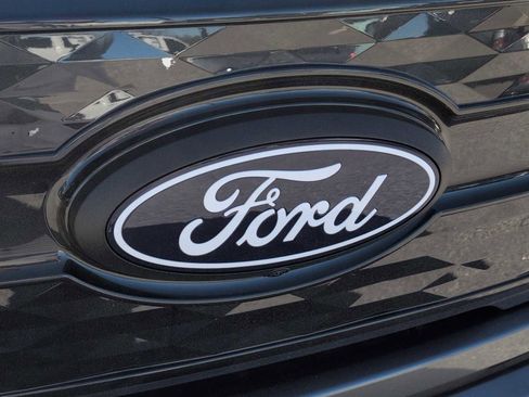 New 2025 Ford F150 Lightning Platinum image 17