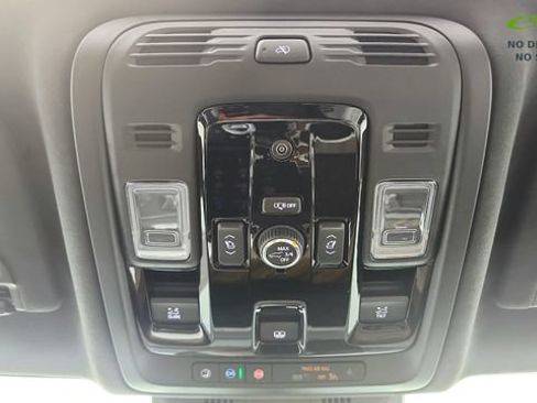 Used 2026 Cadillac Escalade Platinum Sport w/ LPO, ONYX Package AWD/4WD image 84