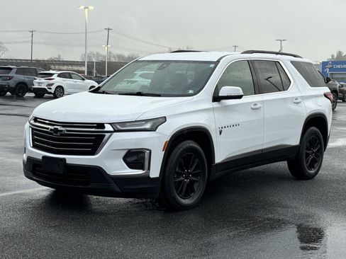 Used 2023 Chevrolet Traverse LT image 27