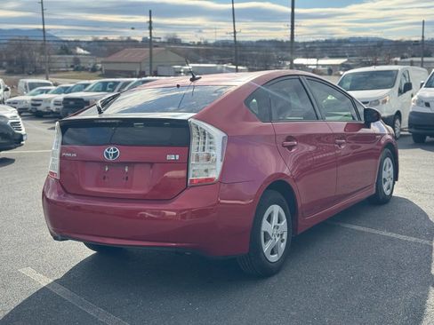 Used 2011 Toyota Prius Three image 4